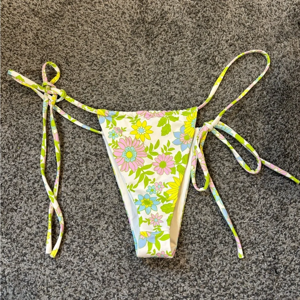 Frankie’s Bikinis Bottom